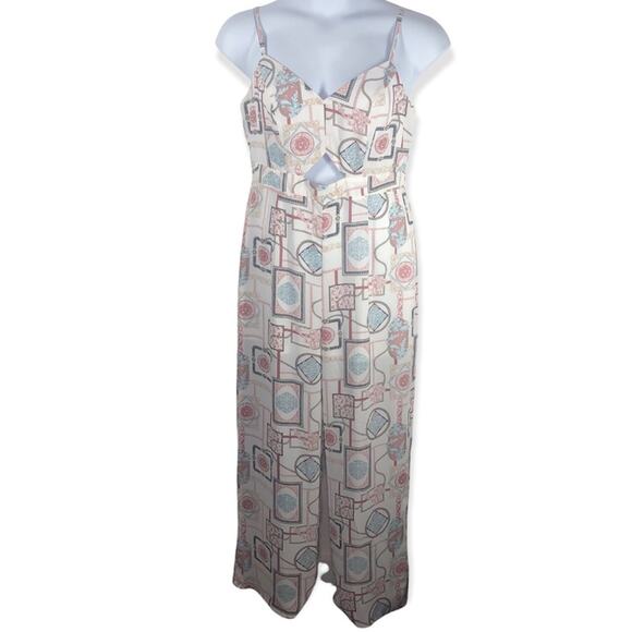 Guess Soliana Printed Wide Leg Jumpsuit Size Large Sweetheart Neck Peep Hole - Picture 2 of 16